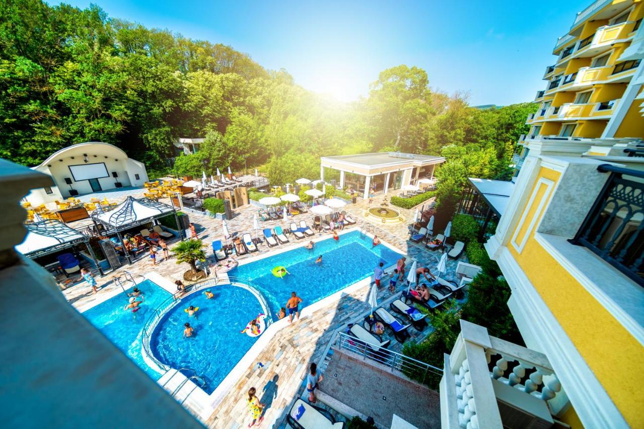 Marina White Sands Beach Hotel Obzor Buitenkant foto
