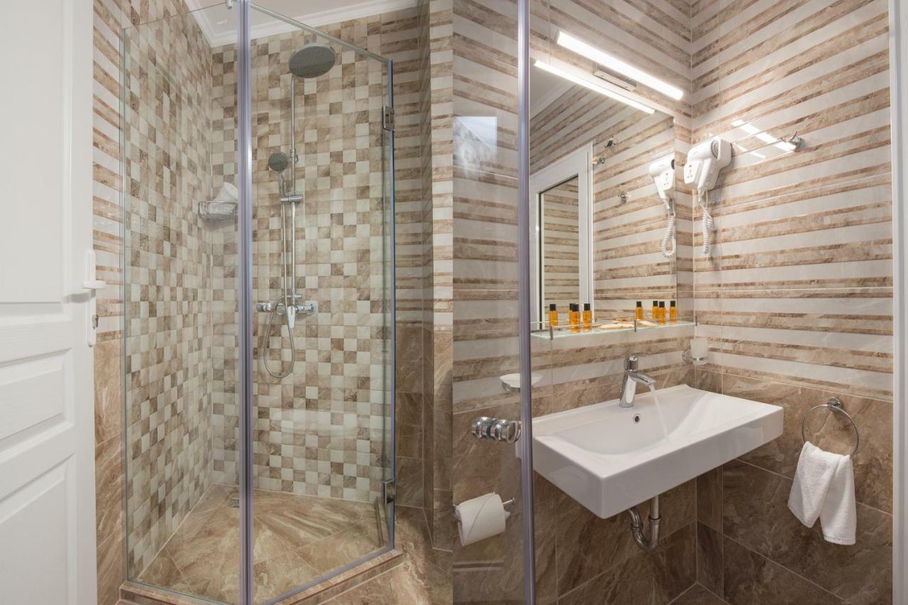 Marina White Sands Beach Hotel Obzor Buitenkant foto