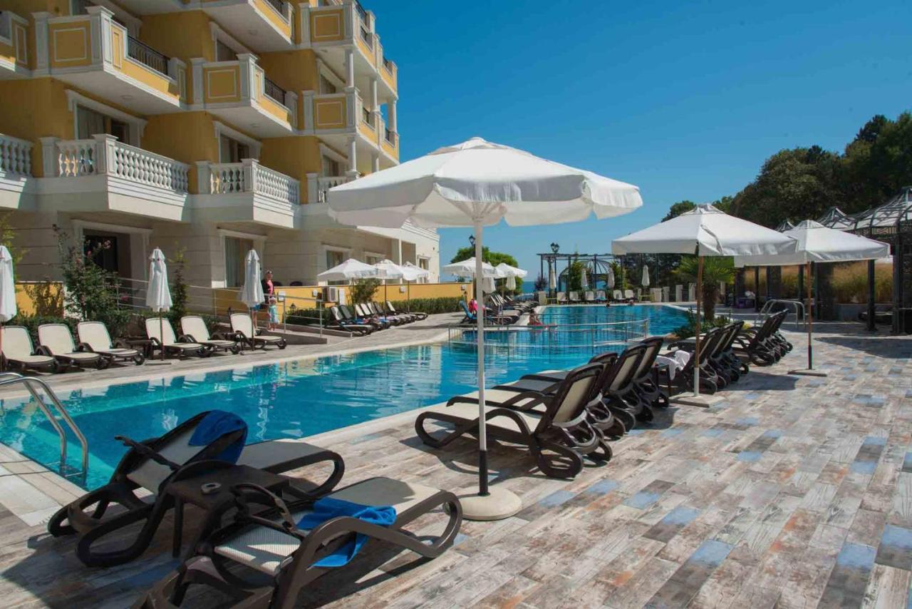 Marina White Sands Beach Hotel Obzor Buitenkant foto