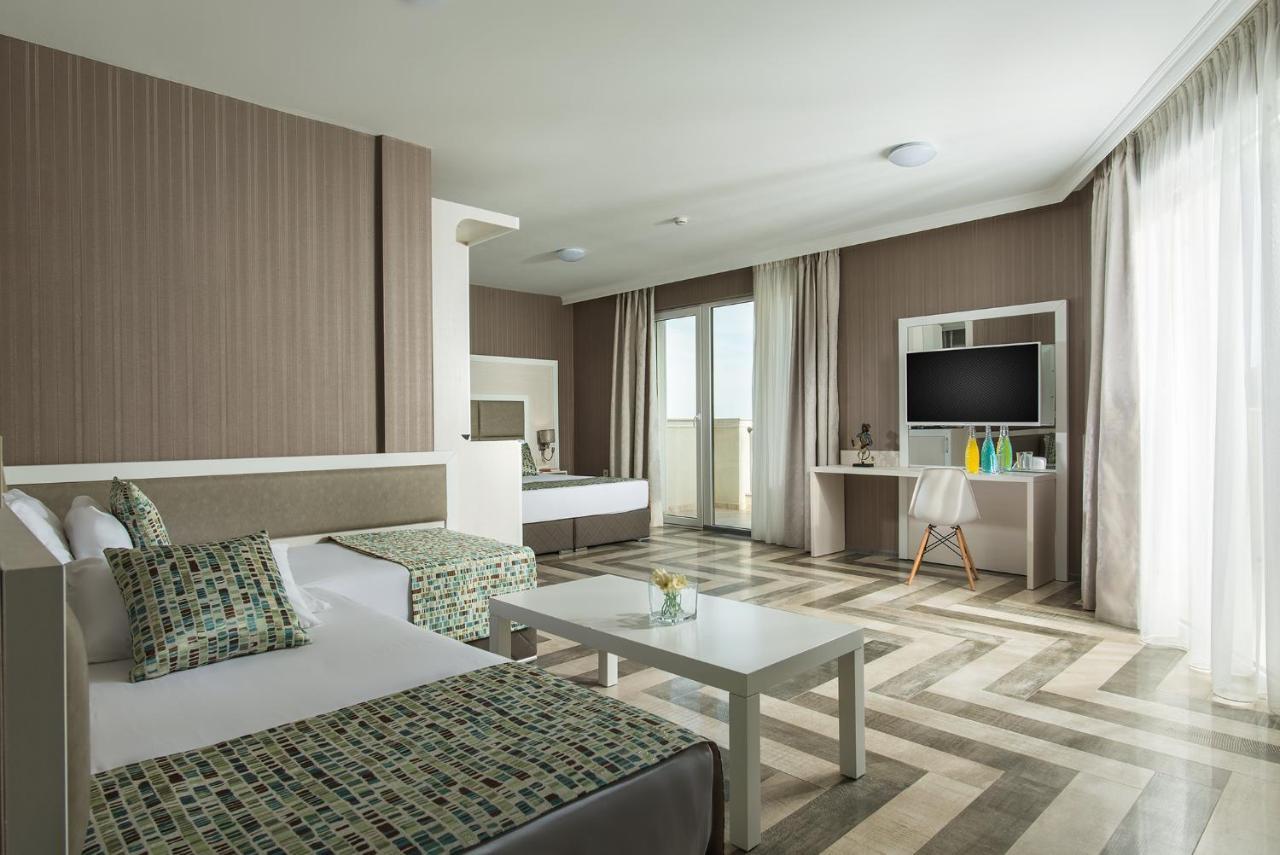 Marina White Sands Beach Hotel Obzor Buitenkant foto
